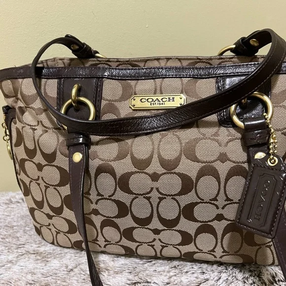 SOLD - Coach Gallery Signature Zip Khaki Mahogany Tote - Picture 10 of 10